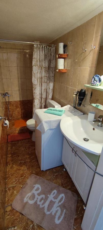Sunflower Apartment Néa Péramos Zewnętrze zdjęcie